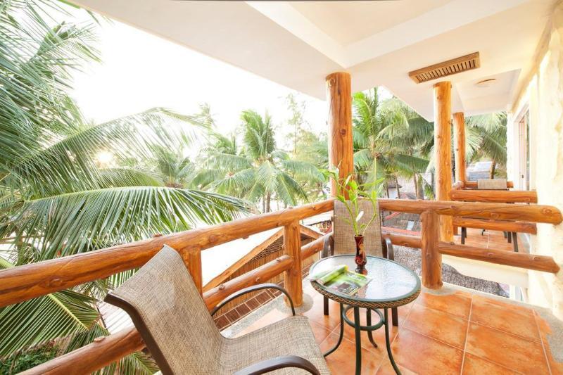 Victory Divers Beach Resort 발라박 외부 사진