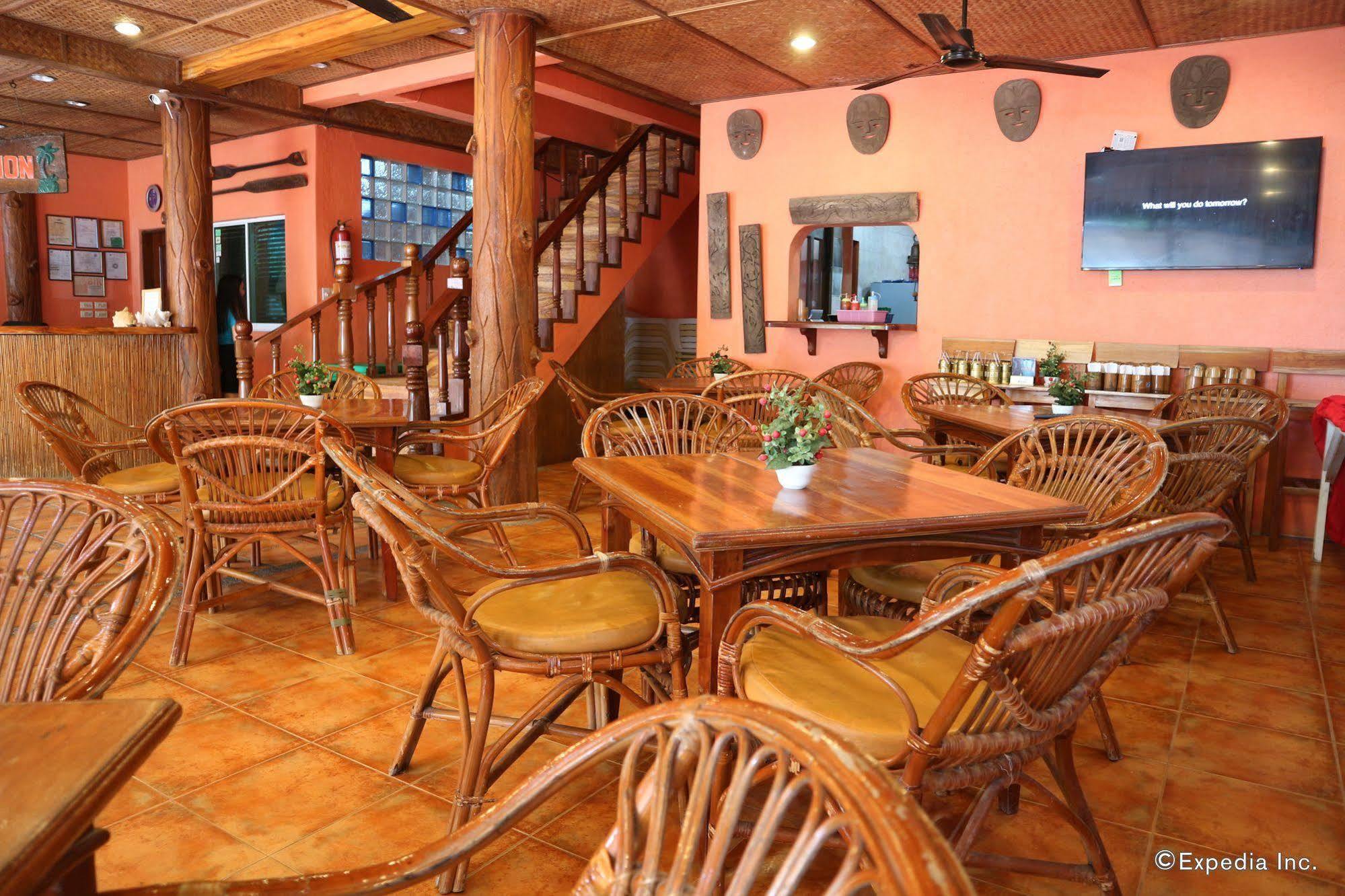 Victory Divers Beach Resort 발라박 외부 사진