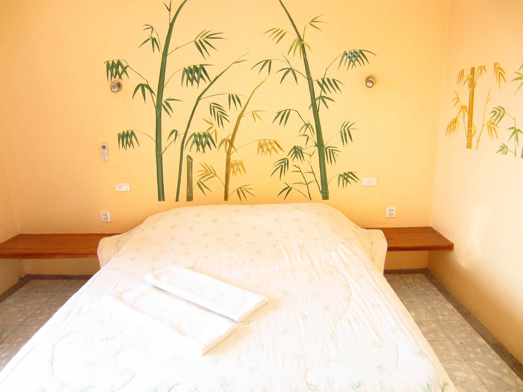 Victory Divers Beach Resort 발라박 외부 사진